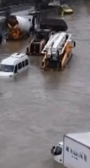 İstanbul'da şiddetli yağışın olumsuz etkileri sürüyor