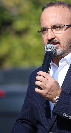 Bülent Turan'dan fon kriziyle ilgili sert çıkış: Yanlış yapan çekilsin kenara!