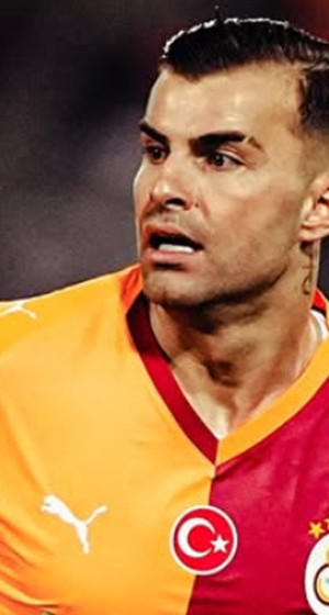 Galatasaraylı Abdülkerim Bardakcı'dan Fenerbahçe'ye gönderme!