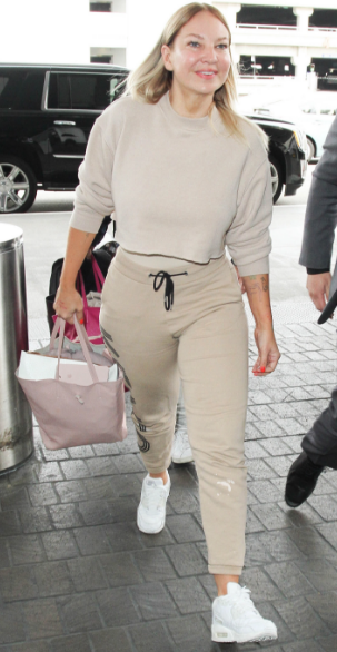 Şantaj yapanların planını bozdu çıplak fotoğrafını paylaştı! - Resim: 3