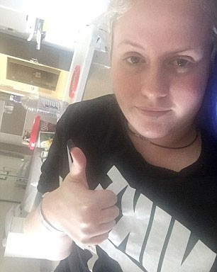 Diş fırçalarken yüz felci geçirdi! - Resim: 4