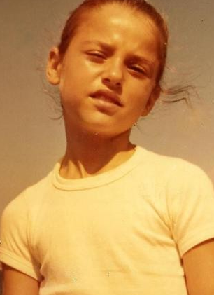 Bu minik kız şimdi çok ünlü - Resim: 3