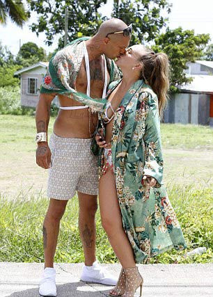 Yakışıklı mahkum Jeremy Meeks servete kondu - Resim: 3