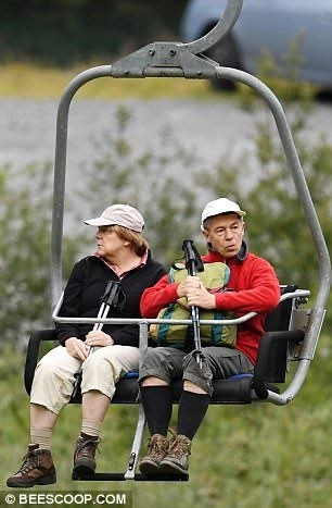 Angela Merkel'in tatil fotoğrafındaki ilginç detay - Resim: 3