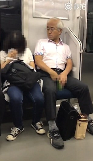 Metroda skandal olay önce fermuarını açtı sonra ise... - Resim: 2