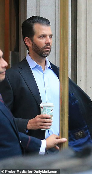 Trump'ın oğlundan skandal 'duvar' paylaşımı - Resim: 1