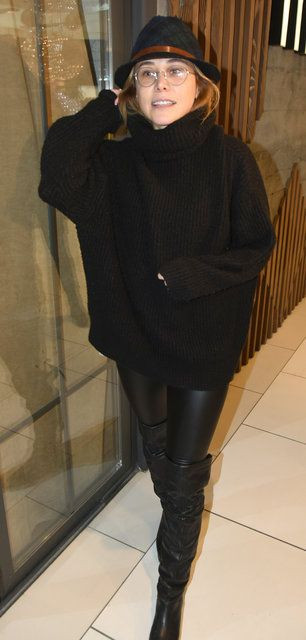 Burçin Terzioğlu sıfır makyajla görüntülendi! Kurşun dizisi hüsranındaydı - Resim: 2