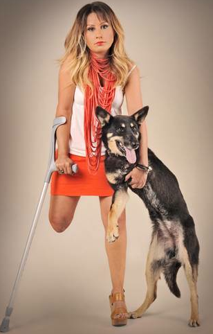 Ünlülerden engelli hayvanlara destek! - Resim: 2