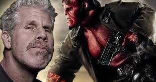 Evli olan Ron Perlman rol arkadaşı Allison Dunbar ile öpüşürken yakalandı! - Resim: 1