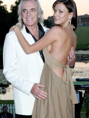 Bu ünlülerin eşleri kızlarından daha genç - Resim: 2