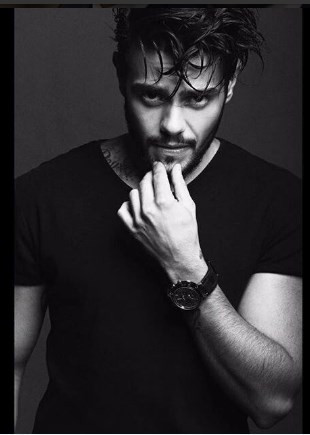 Erkoçlar nişanlandı duyuruyu kayınçosu yaptı - Resim: 1