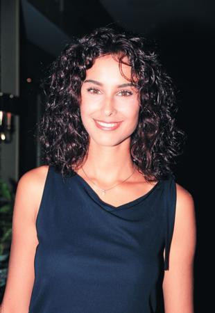 Arzum Onan semt pazarında keşfedildi - Resim: 3