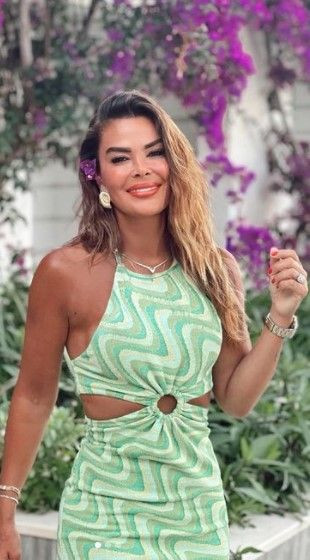 Özlem Yıldız sarı bikinisiyle Bodrum'da sezonu bomba gibi açtı! - Resim: 4