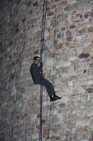 Küçük Osman babasını şaşkınlıkla izledi - Resim: 1