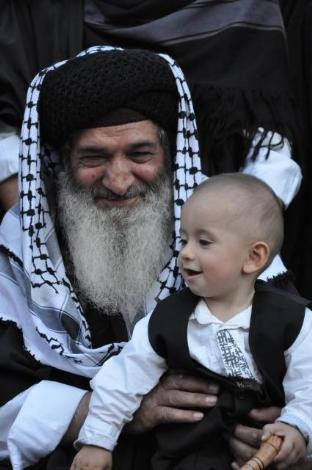 Aczimendi lideri ortaya çıktı - Resim: 3