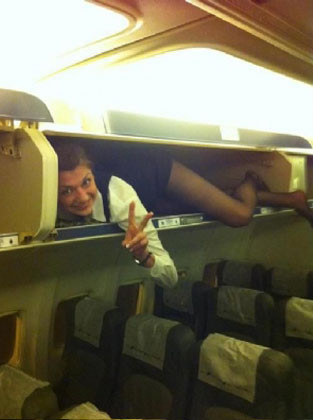 Hosteslerin sosyal medya fotoğrafları - Resim: 1