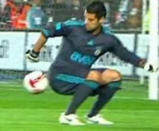 Gol sevincinde sınırları aşanlar - Resim: 2