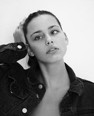 Dünya'nın ilk şaşı modeli Moffy - Resim: 3