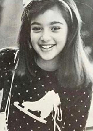 Fotoğraftaki küçük kızı tanıdınız mı? Dünyaca ünlü biri o! - Resim: 1