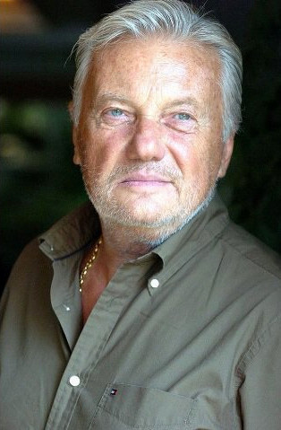 Öyle bir anısını paylaştı ki 'Elimi Türkan'ın etekliliğinin içine sokup...' - Resim: 3