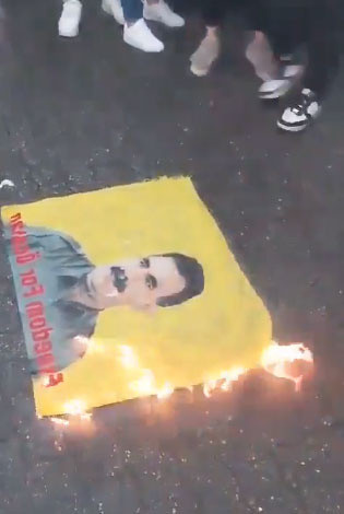 Belçika'da PKK yandaşları Öcalan posterleriyle Türk mahallesine girdi ortalık karıştı - Resim: 1