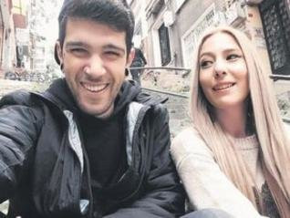 Sokak ortasında dehşet! Kocası ünlü rapçiyi silahla dövdü - Resim: 2