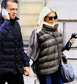 Sosyete bu dedikoduyu konuşuyor! - Resim: 1