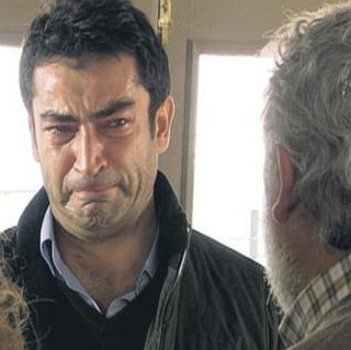 Hüngür hüngür ağlayan ünlü erkekler - Resim: 3