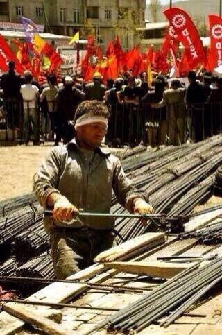 İşçi Bayramı resimli tebrik mesajları 1 Mayıs kutlama sözleri - Resim: 3