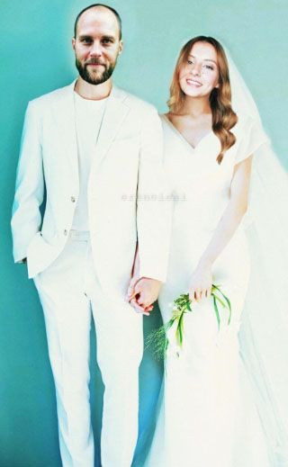 'Hepsi' grubunun yıldızı Eren meğer sessiz sedasız evlenmiş! - Resim: 3