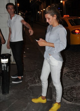 Survivor Gizem Kerimoğlu el ele görüntülendi işte sevgilisi! - Resim: 2