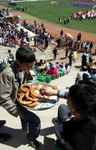 Onlar da 23 Nisan çocukları ama... - Resim: 1