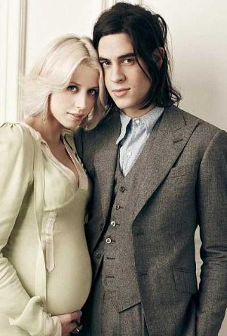 Önce bebek yaptı sonra nikah - Resim: 1