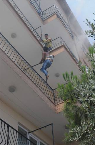 1 aylık bebeği böyle kurtardılar - Resim: 3