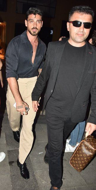 Netflix '365 Days'in yakışıklısı Michele Morrone İstanbul'da! Adını Boğaz'a yazdılar! - Resim: 4