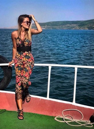 Özlem Yıldız da silikonlarına veda etti - Resim: 1