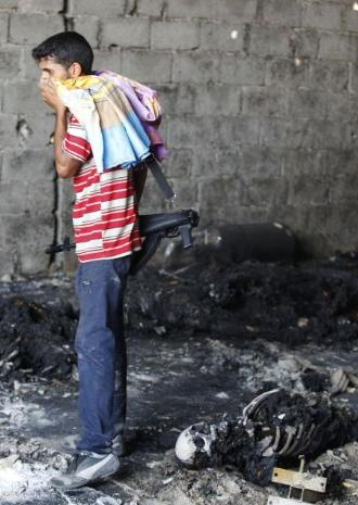 İsyancılar bile bu vahşete bakamadı - Resim: 4