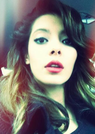 İşte ünlülerin profilinde yazdıkları - Resim: 2