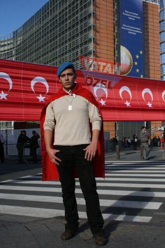 AB önünde 26 tabut - Resim: 4