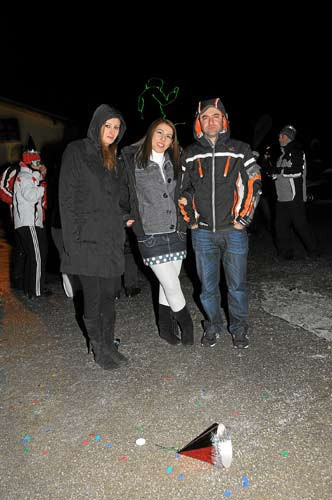 Karın üstünde böyle eğlendiler - Resim: 2