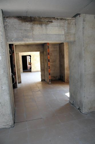 Rize'de fıkra gibi Hükümet Konağı - Resim: 2