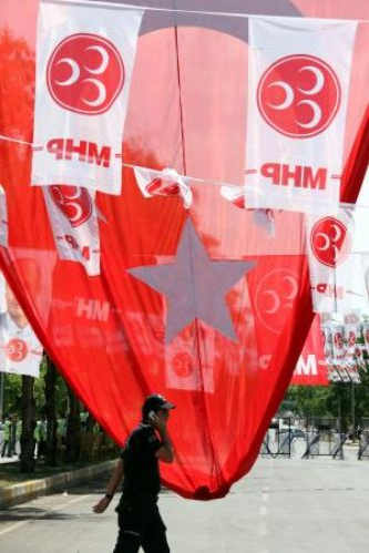 Bahçeli 16 yıl sonra Diyarbakır'da - Resim: 2