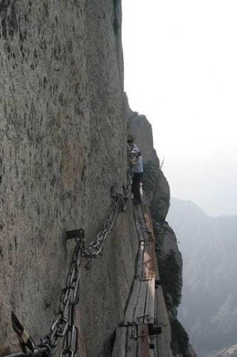 Bu yollardan gitmek yürek ister - Resim: 2