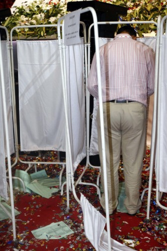 Saadet Kongresinde arbede - Resim: 3