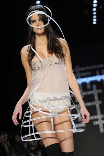 Berlin'de çılgın defile! - Resim: 3