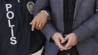 Edirne'de takside yakalanan 3 FETÖ şüphelisi ile sürücü tutuklandı