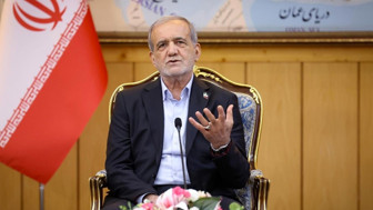 İran Cumhurbaşkanı, İsrail'in Lübnan'a saldırılarının ABD ile planlanan görüşmeyi "anlamsız" kılacağını söyledi