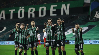 Kocaelispor, 5 futbolcusuna veda etti