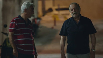 Çetin Tekindor’dan Üçüncü Şahsın Şiiri