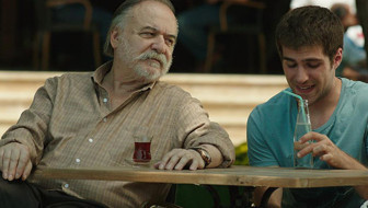 Çetin Tekindor'dan duygulandıran Attila İlhan şiiri